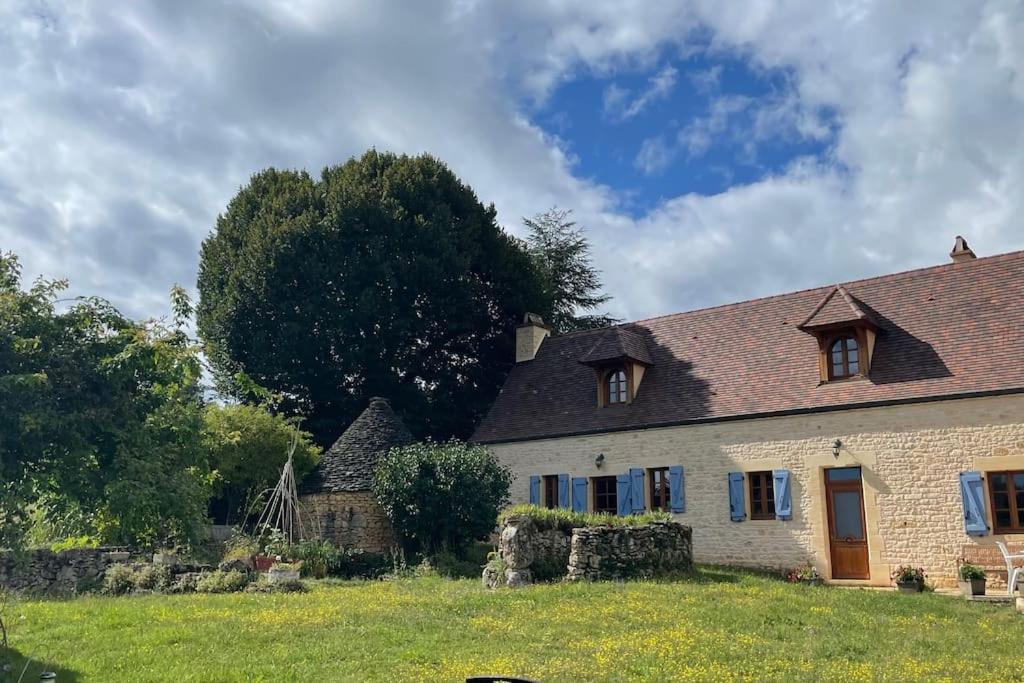 Charming 19Th Century Farmhouse With Pool Vitrac  Exterior foto
